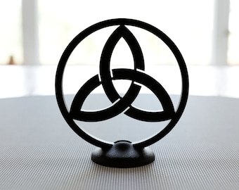 Triquetra Statue | Minimalist Home Decor - Unique Gift for Her, Mom, and Men - Pagan Celtic Knot Art