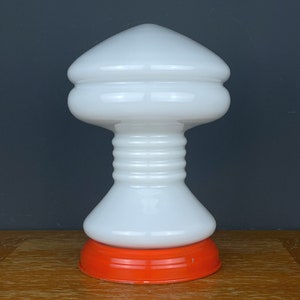 Vintage white opaline glass table lamp Italy 1970s table lamp space age mid-century modern Italian lighting