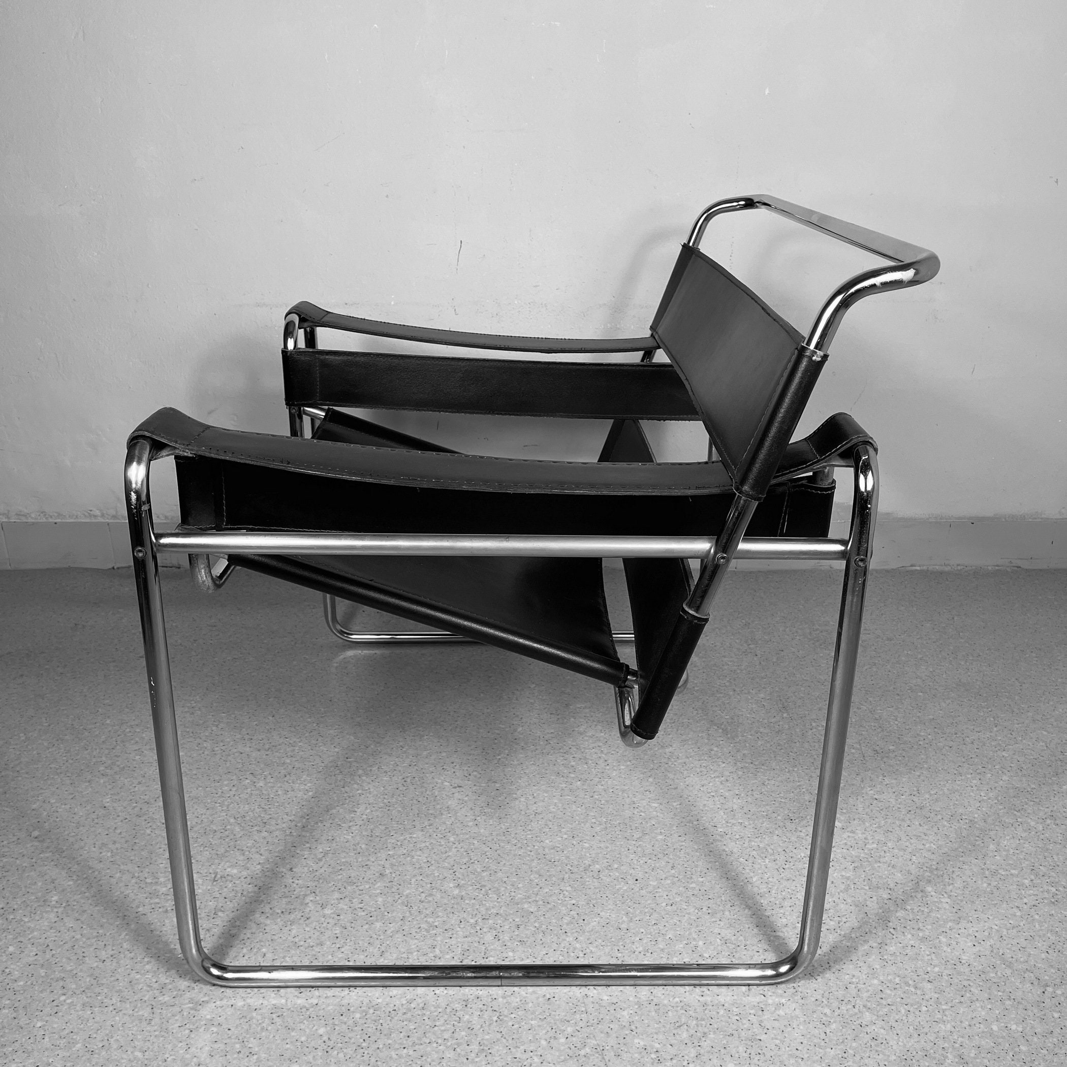 Chaise Wassily Par Marcel Breuer Model B3 Chair Italie 1980S Iconic Bauhaus Design