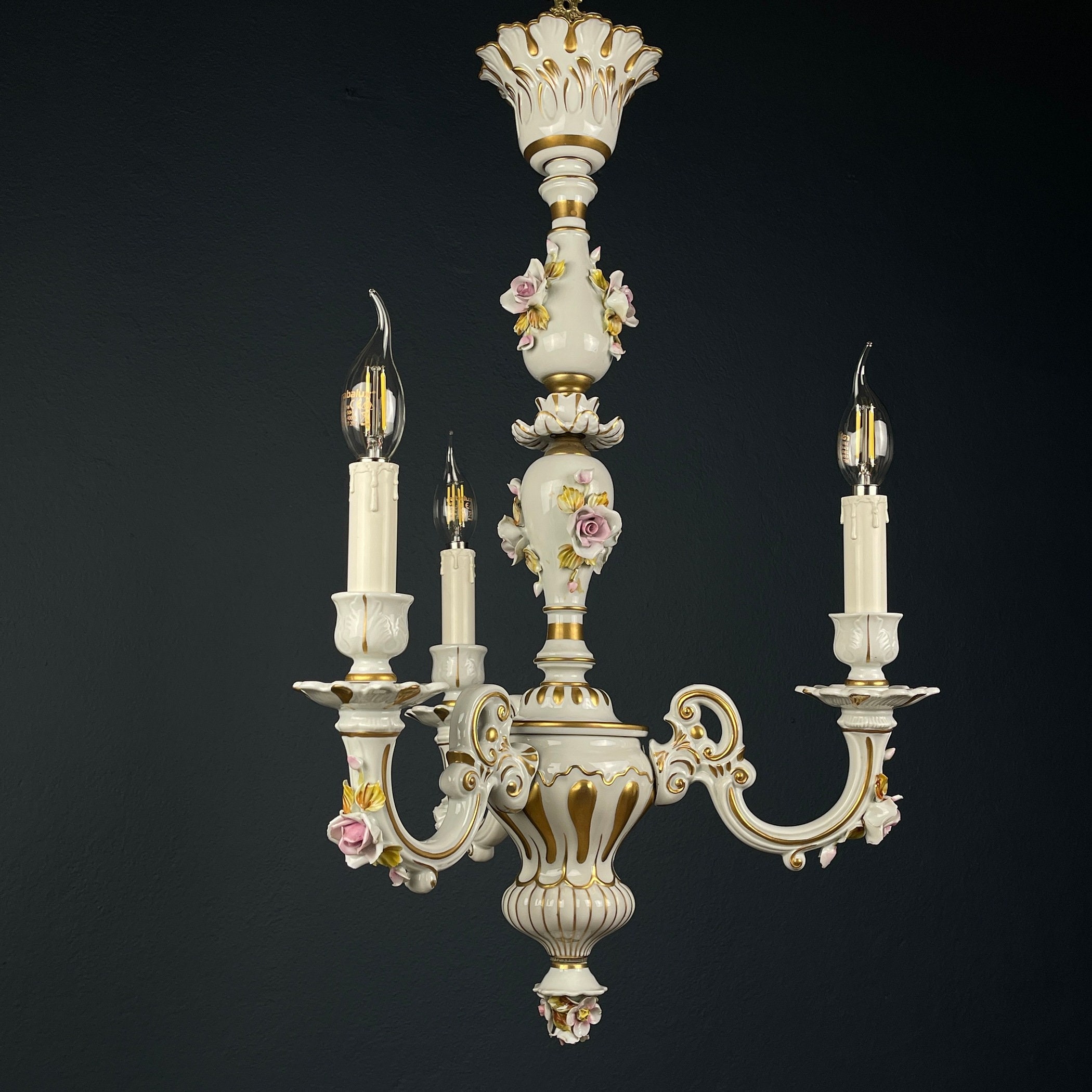 Lustre Art Déco Italien En Faïence Et Bronze - 5 Lumières, Barbotine Fleurie