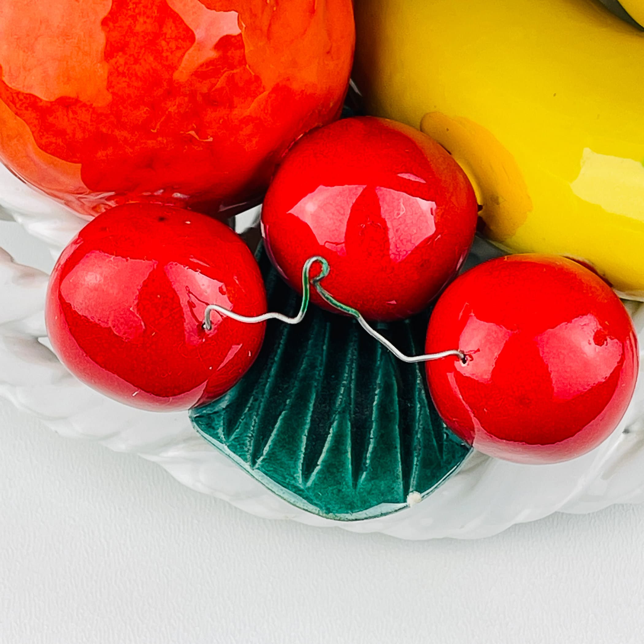 20世紀半ばのイタリア製ヴィンテージ陶器フルーツバスケット - Etsy 日本