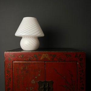 Vintage Swirl Murano Glass Table Lamp Mushroom, Italy 1970s, White