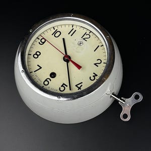 Vintage Antimagnetic submarine navy wall clock Type 5-2 CHM, USSR 1980s