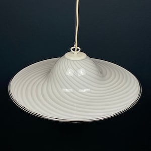 Classic swirl Murano glass pendant lamp Vetri Murano Italy 1970s White Mid-century Lighting Vintage chandelier