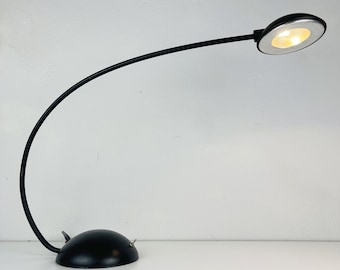 Lámpara de escritorio retro negra de C. Zaffaroni, Turate (Como), Italia años 80, oficina en casa retro
