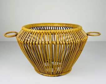 Vintage rattan basket, Italy 1960s, Vintage home decor