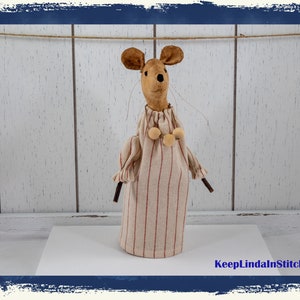 Primitive Lady Mouse in Dress | Primitive Home Decor | Prim Mouse Doll
