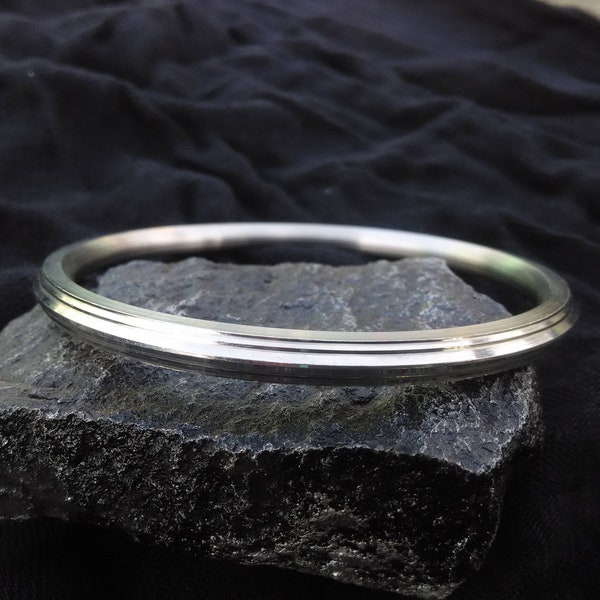 Round Ridged Bracelet kada (Thick) - Stainless steel - cuff bracelet - gift for him polished - men's metal cuff statement kada - Sikh kada