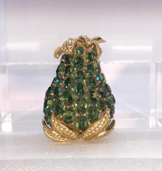 Ciner Green Rhinestone Pear Shape Brooch