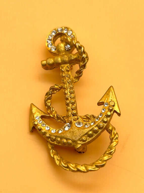 Gold Anchor Brooch