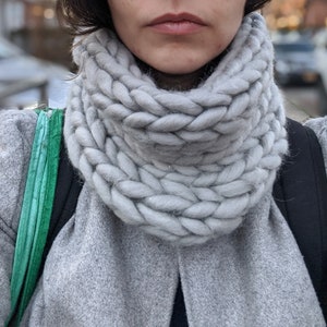 Soft & Cozy cowl | Snood Scarf | Hand knit Cowl | Winter Cowl | Chunky Snood | Chunky Wool Cowl | Bulky Knit Cowl | Knit Cowl Scarf