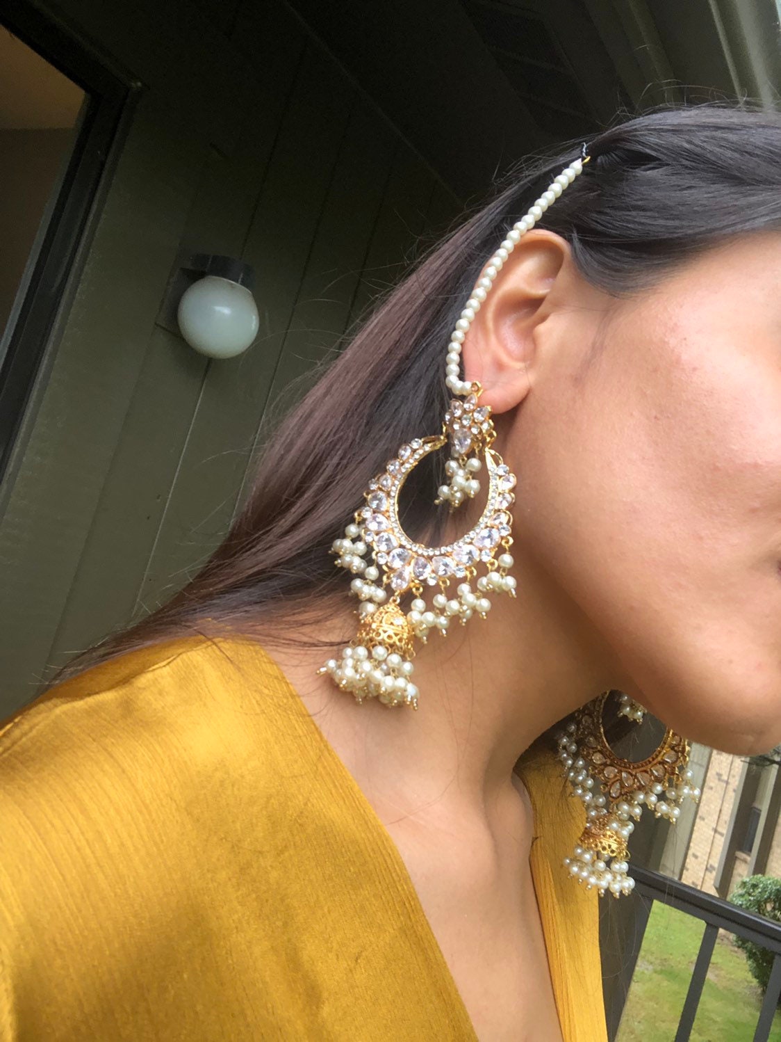 Amazon.com: Elegant Indian Kundan Polki Crystal Pearl Bollywood Traditional  Gold Plated Wedding Choker Necklace Earrings Maang Tikka Jewelry set,  Green: Clothing, Shoes & Jewelry