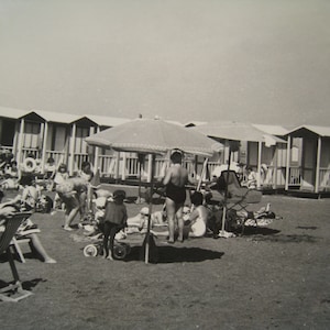 photos black & white Vintage, sepia antique photoset 1940-1950 pictures old paper photo