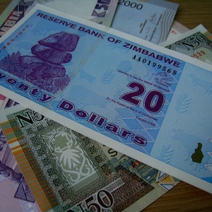 Banconote di carta moneta mondiale