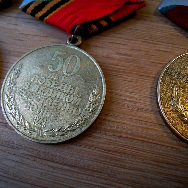 Soviet Vintage badge  USSR Russian anniversary medals