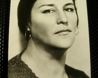 Vintage postcard People's Artist of the USSR Nonna Mordyukova  made in USSR