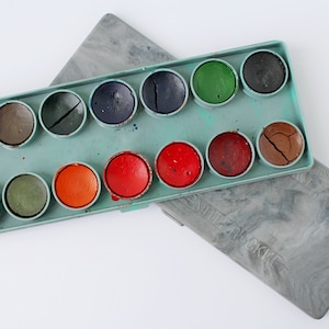 Vintage aquarellen voor schooldecoratie uit de Sovjet-Unie gemaakt in de USSR Fijne aquarellen Nieuw ongebruikt 14 kleuren Kunstenaar cadeau