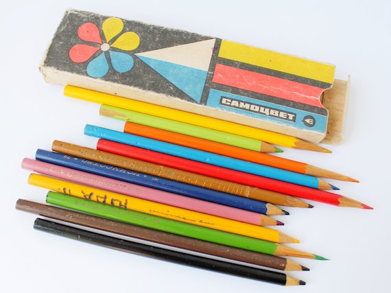 12 Colouring Pencils Hexagonal Shape Inbox, Natural Wood Coloring Pencils  Soviet Vintage Color Pencils Made in the USSR 