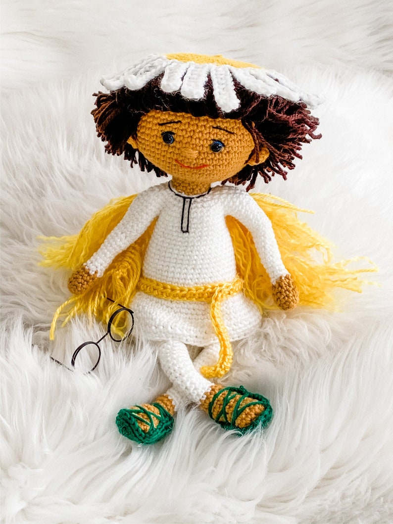 CROCHET PATTERN: Miles the Chamomile Fairy image 1