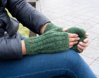 Baby Alpaca Fingerless Gloves, Thick Hand Knit Green Gloves, Super Soft Comfortable