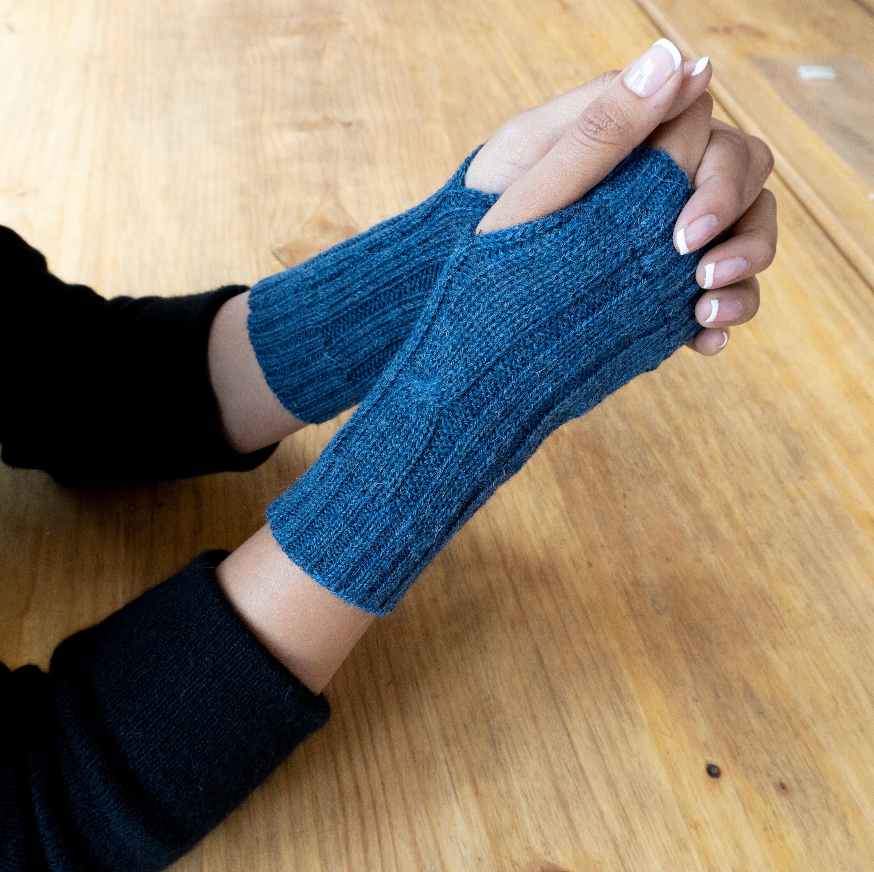Baby Alpaca Fingerless Gloves Wrist High, Cable Knit Womens Casual Gloves
