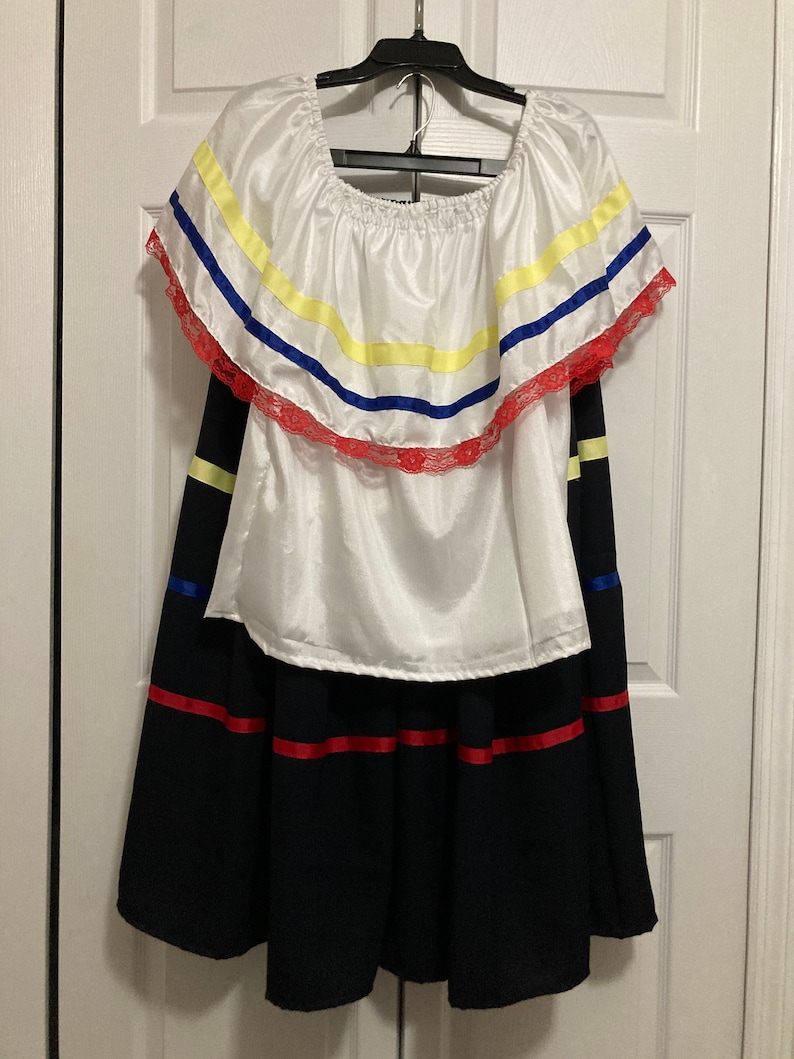 Colombia Traditional Dress