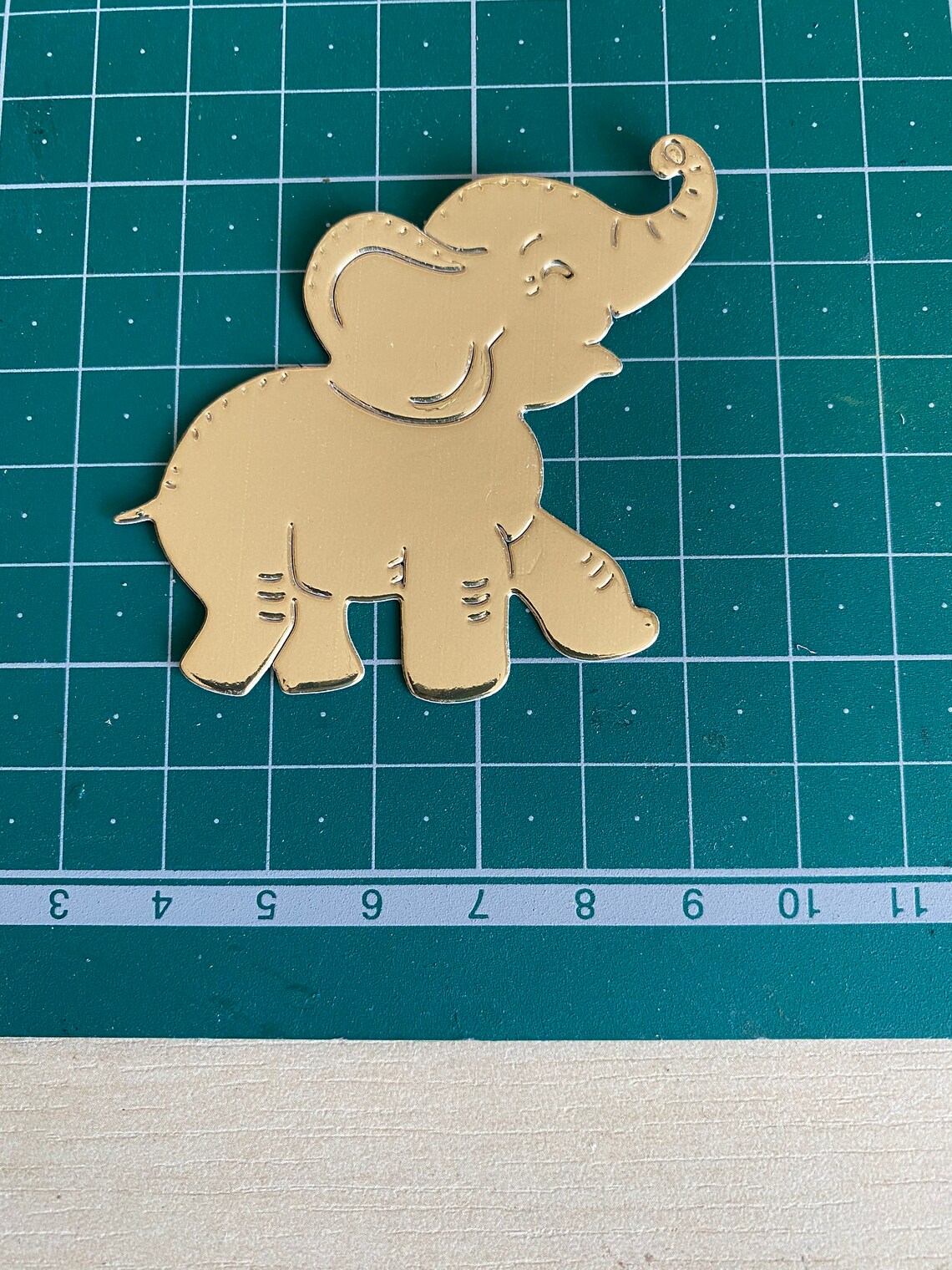 10 x elephants Die Cuts Card Making, Scrap booking etc. Etsy.de