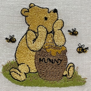 Bear embroidery design Machine embroidery designs 5 sizes