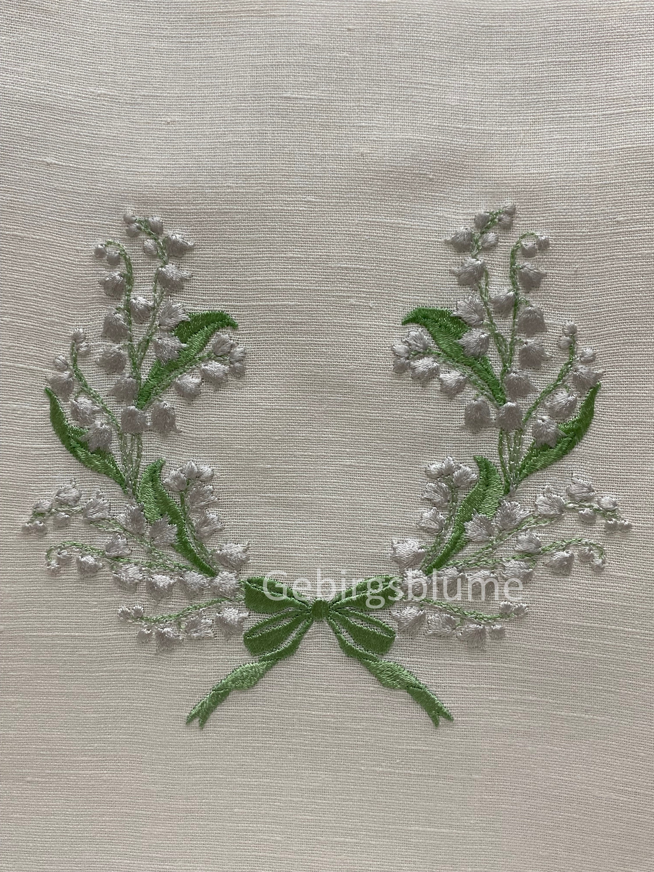 UND FLOWER RAISED EMBROIDERY TOPグリーン Ameri（アメリ）の「UND FLOWER RAISED EMBROIDERY TOP