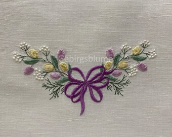Wreath Machine Embroidery design  Tulip  Embroidery Digital File Size H3.47*W6.79in