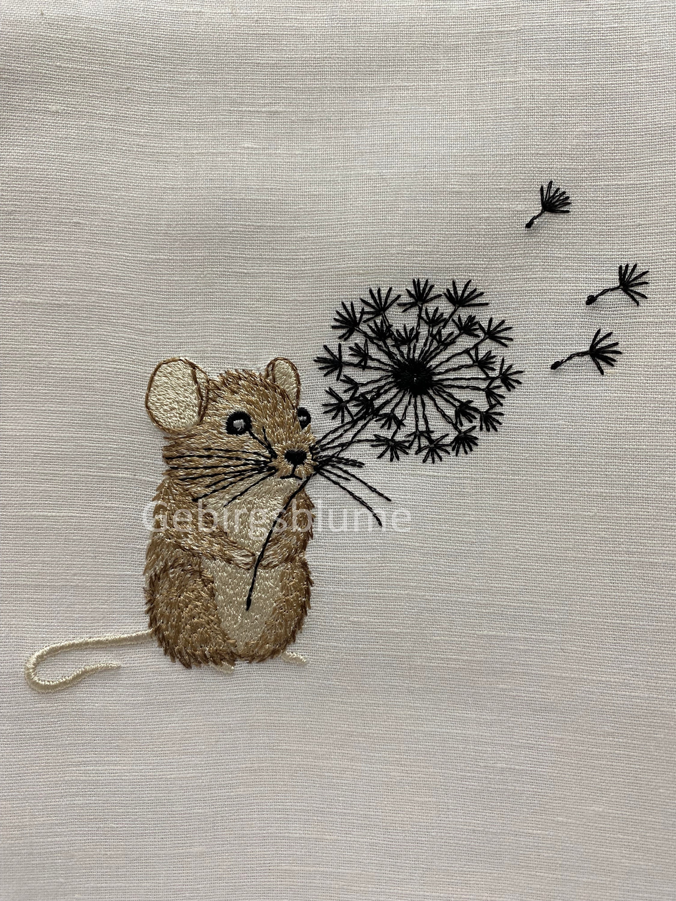 Mouse Machine Embroidery Design Digital File Size H4.91*w5.61in - Etsy ...