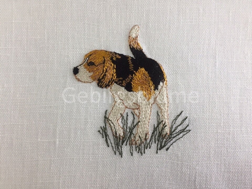ビーグル犬の刺繍デザイン 動物の刺繍アート 4x4 フープサイズ 即時