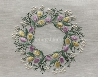 Wreath Machine Embroidery design  Tulip  Embroidery Digital File Size H5.67*W5.91in