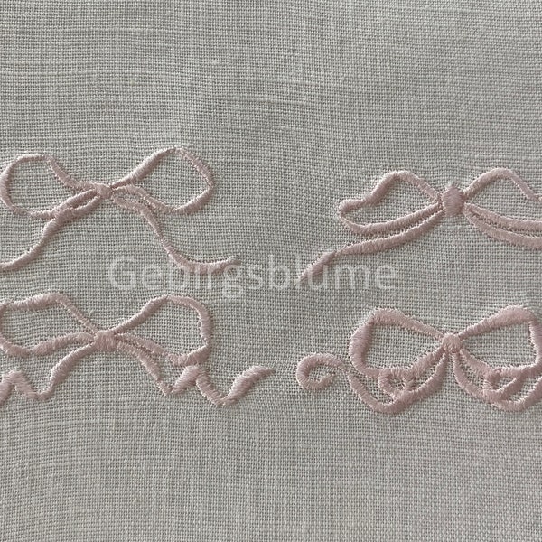 Mini bow embroidery design Vintage Bow