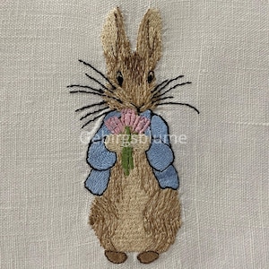 Rabbit Machine embroidery design Size H3.85&quot;*W1.97in