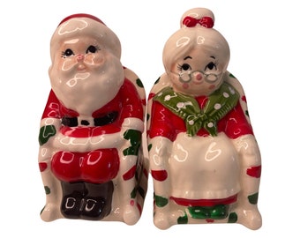Salt & Pepper Santa and Mrs Clause