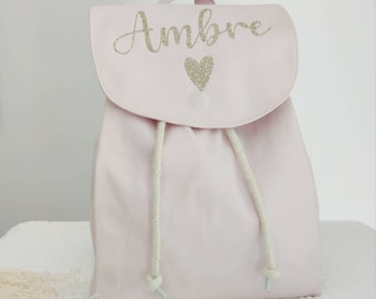 Sac à dos rose pour enfant à personnaliser