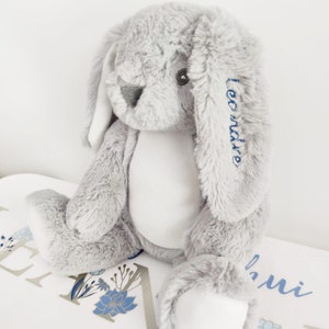 Embroidered rabbit comforter for children