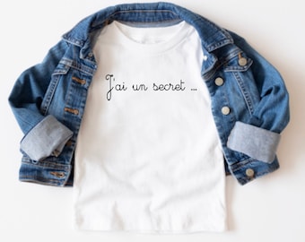 T-Shirt enfant "J'ai un secret" pour annoncer une  grossesse