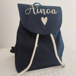 Sac à dos Bleu marine pour enfant à personnaliser pour la crèche ou la petite section.