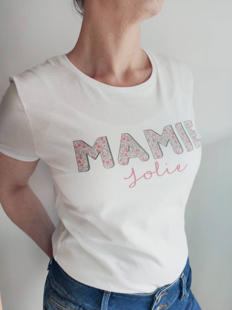 T-Shirt blanc Liberty Rose à personnaliser pour Mamie image 1