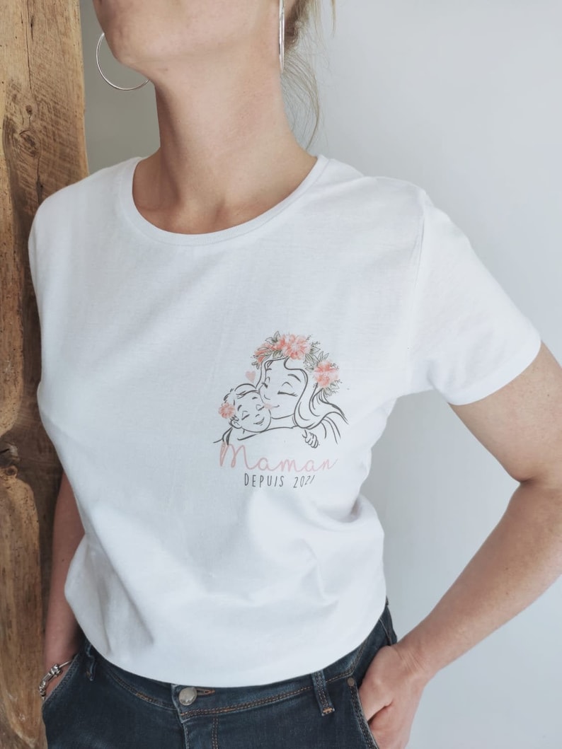 T-Shirt blanc Maman - Créatrice ETSY : Lescreationsdelyllou