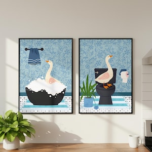 Set aus zwei blauen Gänse-Badezimmerdrucken, Kunst für Bad und Toilette