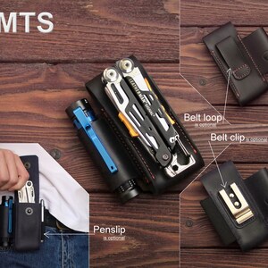 Pu&ograve; includere: Un fodero in pelle marrone per multitool con passante per cintura e clip. Il fodero &egrave; progettato per contenere un multitool, una torcia elettrica e una penna. Il fodero ha dettagli di cucitura nera e il testo "MTS" &egrave; visibile sulla parte superiore del fodero.
