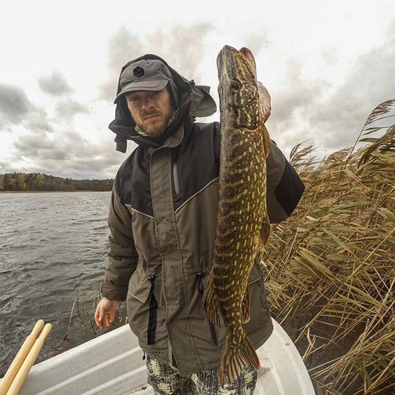 Fishing Hat with Ear Flaps. Men's Waterproof Fishing Hats, Fleece Lining. Warm Fishing Hat with Visor.