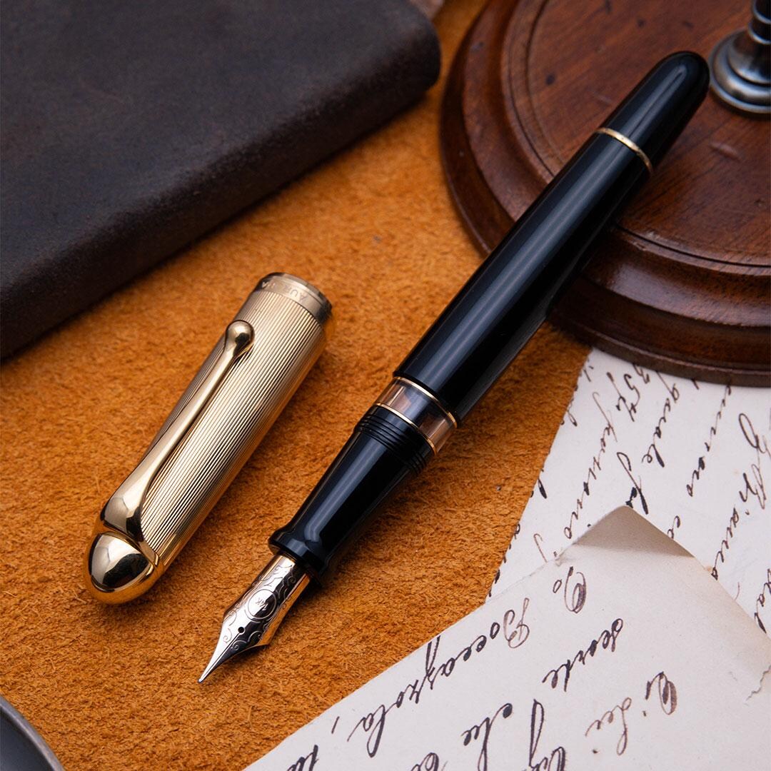 Aurora 88 Gold Cap Fountain Pen
