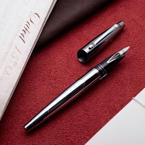 Sheaffer - Intrigue Metal - Fountain Pen