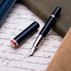 Montblanc - Heritage Rouge and Noir -  Fountain pen
