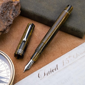 Omas - Burkina Paragon Celluloïd N. 66/130 - Stylo plume