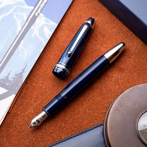 Montblanc - Meisterstück The Origin: 146 Blue - Fountain pen
